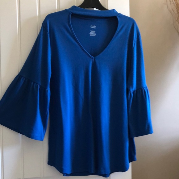 Jennifer Lauren Tops - Jennifer Lauren Choker Top wi/Bell Sleeves